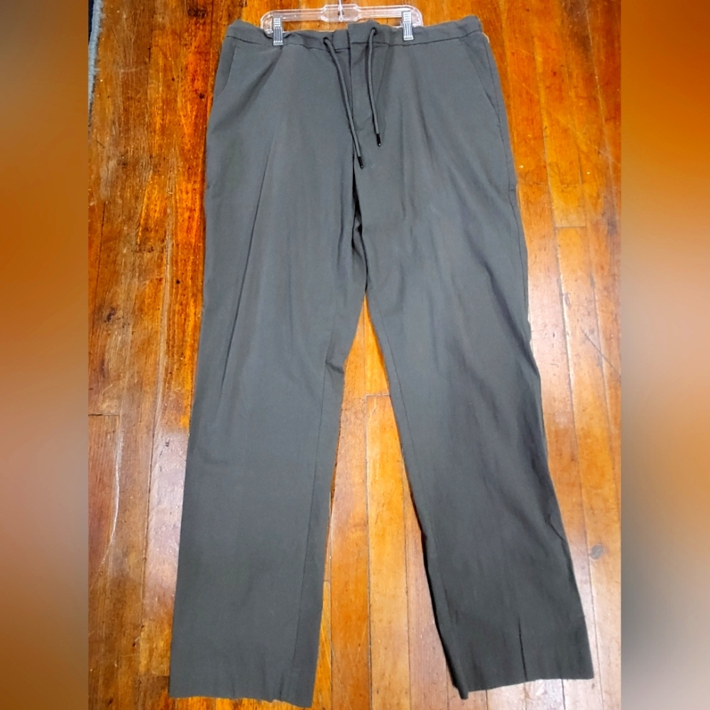 Perry Ellis Mens 36x30 Slim Fit Stretch Tech Pant